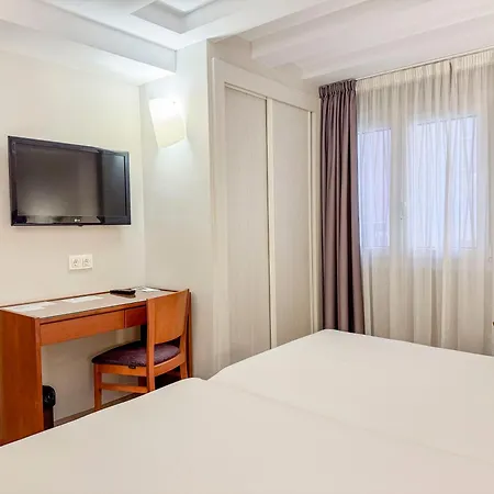 Hotell Torreluz Centro Almería