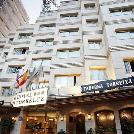 Torreluz Centro 3*