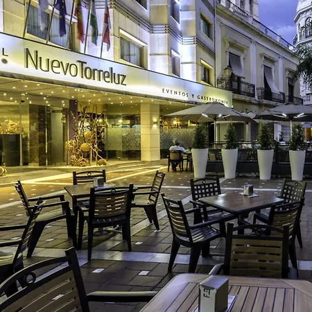 Torreluz Centro 3*