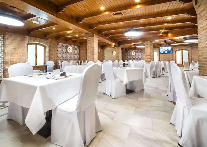 Torreluz Centro Hotell 3*