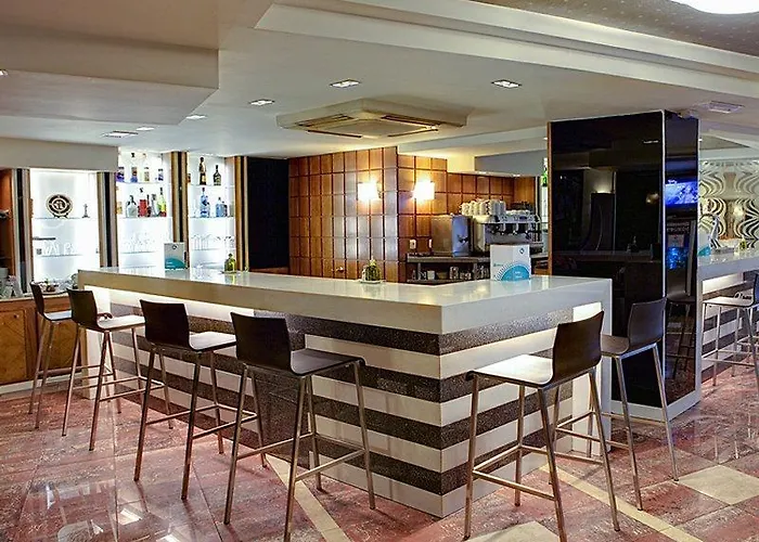 Torreluz Centro Hotell